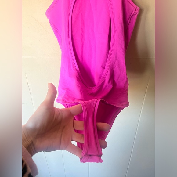 VS PINK THONG BODYSUIT - Picture 6 of 7